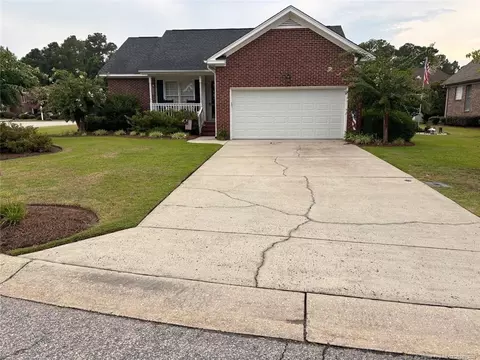 205 E Village Walk E, Lumberton, NC 28358