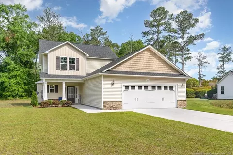 105 Forest Wood Dr, Salemburg, NC 28385