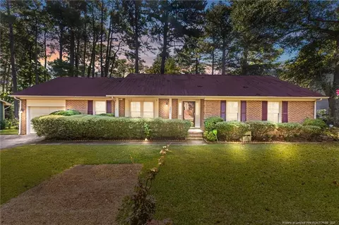 5831 Pettigrew Dr, Fayetteville, NC 28314