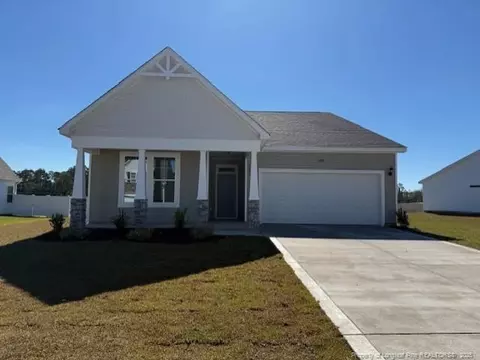 2038 Secluded Dell Rd, Fayetteville, NC 28306