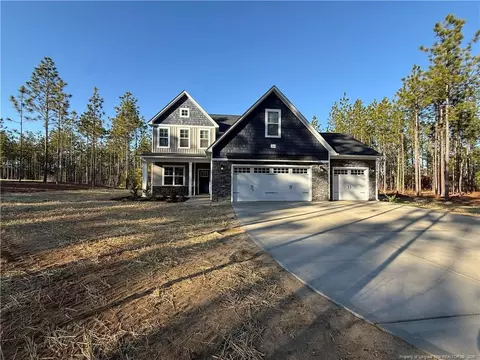 3043 Fields Rd, Fayetteville, NC 28312