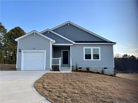 668 Blossom Trl, Lillington, NC 27546