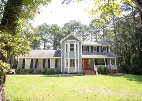 366 Pineridge Dr, Cameron, NC 28326