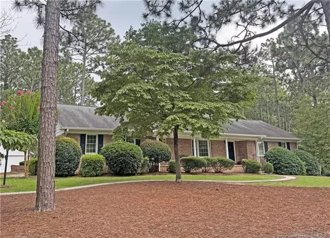 355 Stoneyfield Dr, Southern Pines, NC 28387