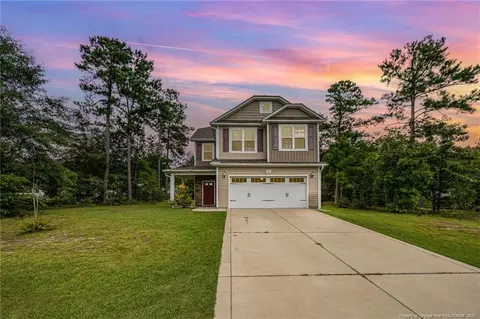 98 Eaker Dr, Cameron, NC 28326