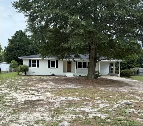 4427 Dunn Rd, Eastover, NC 28312