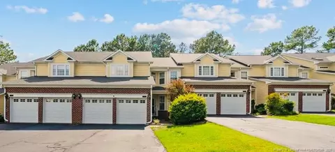 82 Pine Hawk Dr, Spring Lake, NC 28390