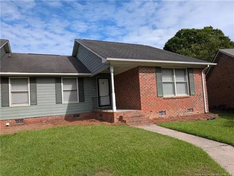 4900 Independence Dr #14, Lumberton, NC 28358