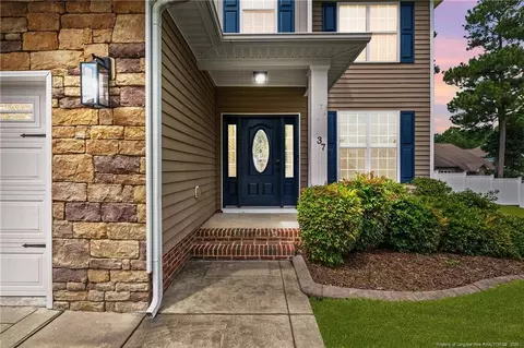 37 Annapolis Rd, Cameron, NC 28326