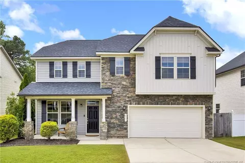 91 River Oak St, Spring Lake, NC 28390