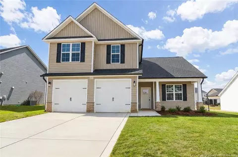 1709 Man-o-war Dr, Hope Mills, NC 28348