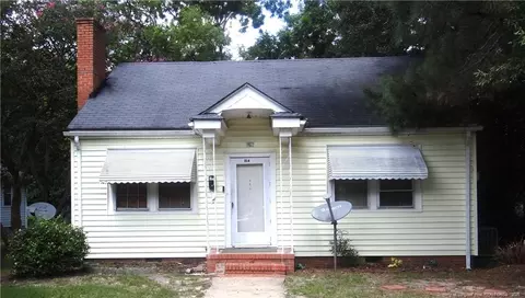 214 S Windsor Dr, Fayetteville, NC 28301