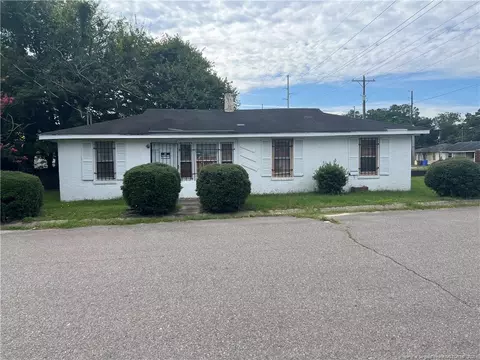 2212 Murchison Rd, Fayetteville, NC 28301