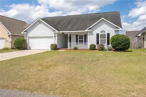 1426 Oldstead Dr, Fayetteville, NC 28306