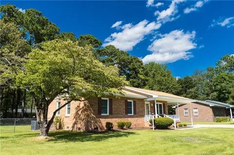 2975 Crystal Ln, Lumberton, NC 28358