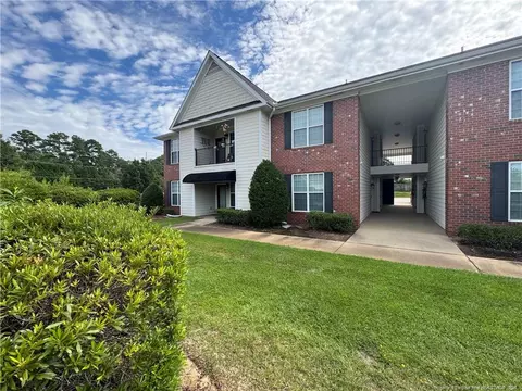 1922 Harcourt Apt 103 Cir, Fayetteville, NC 28304