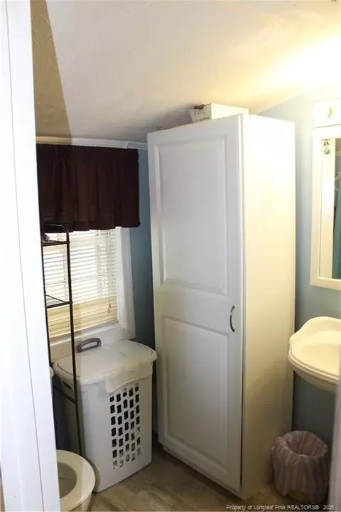 Bath - 975 E Central Ave, Raeford, NC 28376 photo 4 of 5