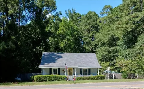 975 E Central Ave, Raeford, NC 28376