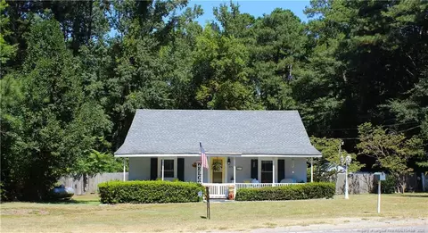 Exterior - 975 E Central Ave, Raeford, NC 28376 photo 1 of 6