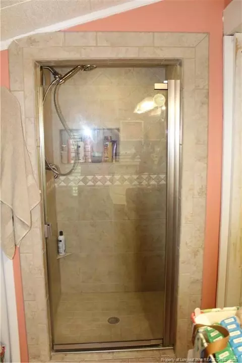 Bath - 975 E Central Ave, Raeford, NC 28376 photo 3 of 5