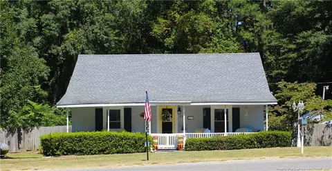 Exterior - 975 E Central Ave, Raeford, NC 28376 photo 6 of 6