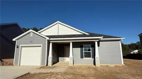 642 Melbourne Dr, Raeford, NC 28376