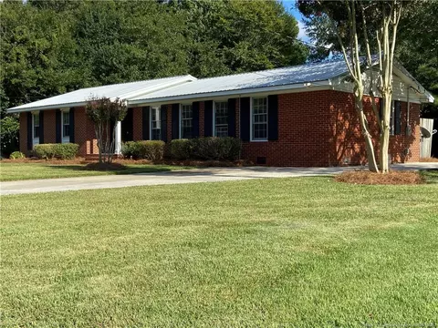 204 Highland Ave Rd, Lumberton, NC 28358