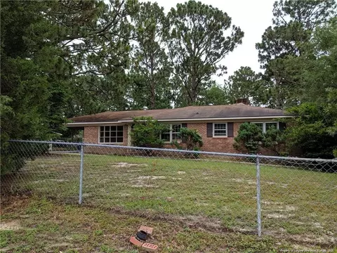 161 Summer Hill Rd, Fayetteville, NC 28303