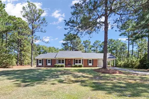 2434 N Bragg Blvd, Spring Lake, NC 28390