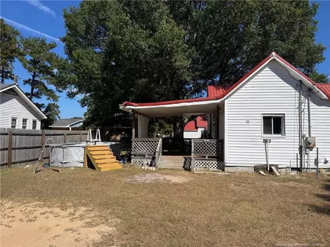 Exterior - 216 E Stack St, Saint Pauls, NC 28384 photo 6 of 6