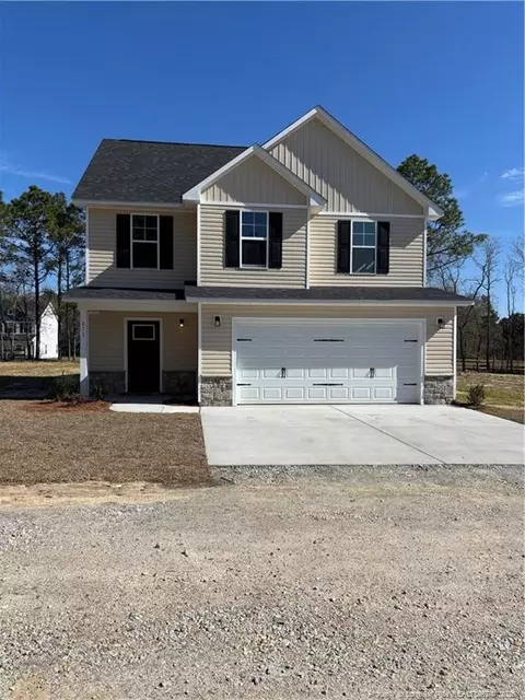 211 Musket Ln, Raeford, NC 28376