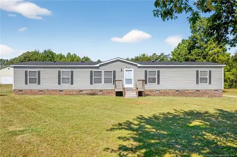 628 S Hilltop Rd, Red Springs, NC 28377
