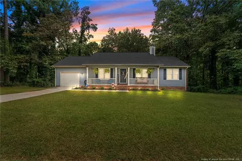76 N Hillside Dr, Spring Lake, NC 28390