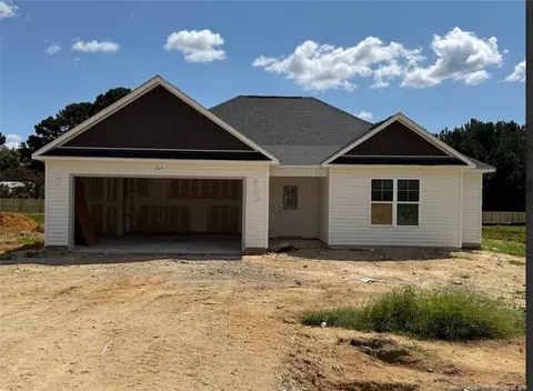 204 Boston River Dr, Dunn, NC 28334