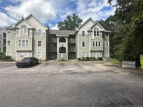 6716 Willowbrook Dr #6, Fayetteville, NC 28314