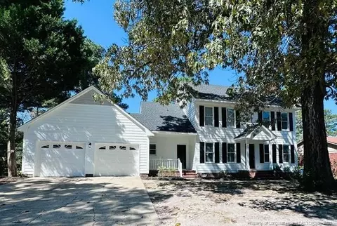 2012 Crossway Dr, Fayetteville, NC 28304