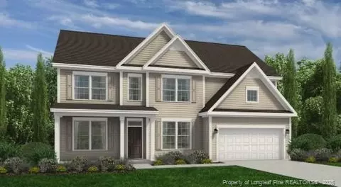 634 Southerland Peak Dr, Raeford, NC 28376