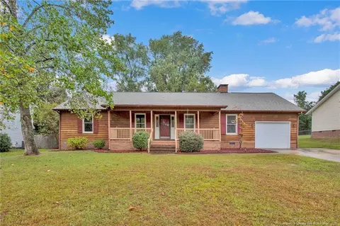 5894 Nutbush Pl, Fayetteville, NC 28314