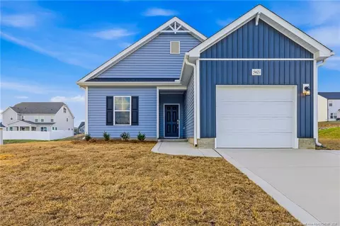 5421 Short Leaf Rd, Fayetteville, NC 28311