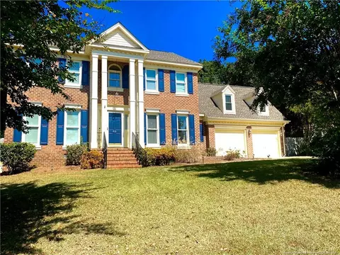 416 Shawcroft Rd, Fayetteville, NC 28311