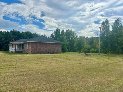 634 Dallas Rd, Lumberton, NC 28358