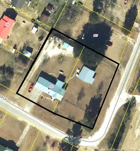 151 Ratley St, Raeford, NC 28376