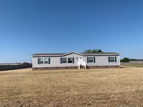 28 Bermuda Dr, Saint Pauls, NC 28384