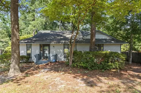 4424 Briton Cir, Fayetteville, NC 28314