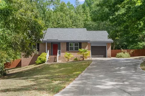 253 Sheffield Ct, Raeford, NC 28376