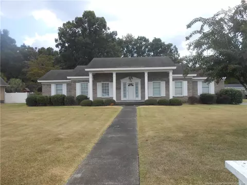 196 Kensington St, Lumberton, NC 28358