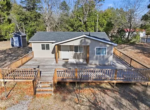 113 Chisholm St, Aberdeen, NC 28315