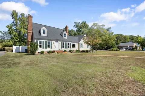 3880 Kale Dr, Lumberton, NC 28358
