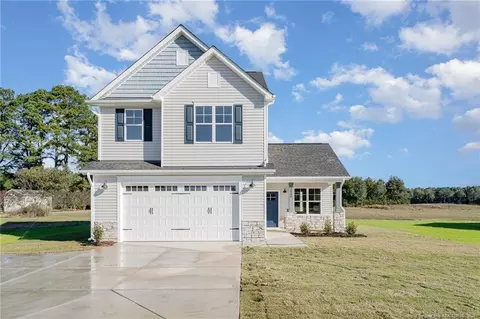 2546 Parker Memorial Rd, Clinton, NC 28328