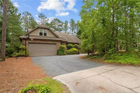 Exterior - 105 Salem Dr, Pinehurst, NC 28374 photo 4 of 15